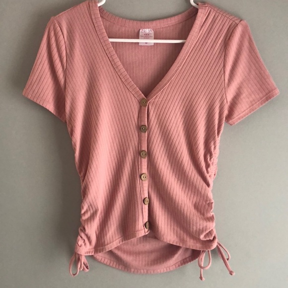 Pink Short sleeve top *make an offer* - Picture 1 of 8